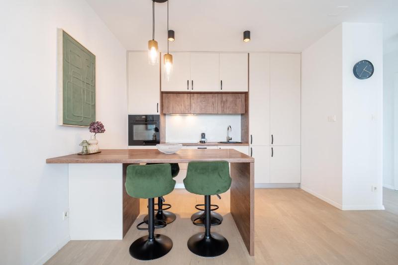 Lucent Escape Apartment - image 4