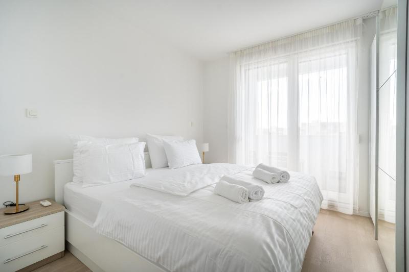 Lucent Escape Apartment - image 10