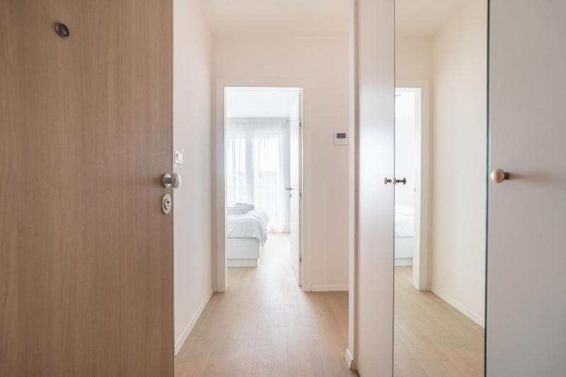 Lucent Escape Apartment - image 5