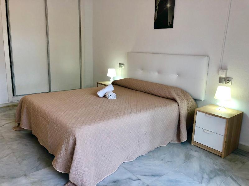 Standard One-Bedroom Apartment image 1
