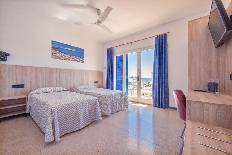 Double or Twin Room image 1