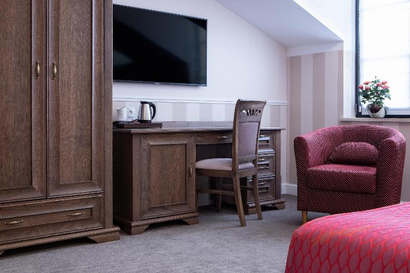 Double or Twin Room with Bathroom image 4