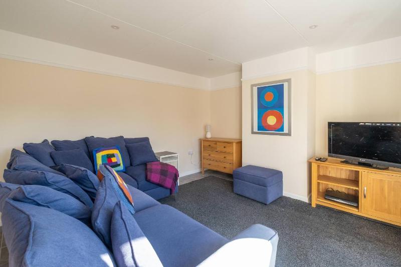 6 Franklin Rd - Aldeburgh Coastal Cottages - image 3