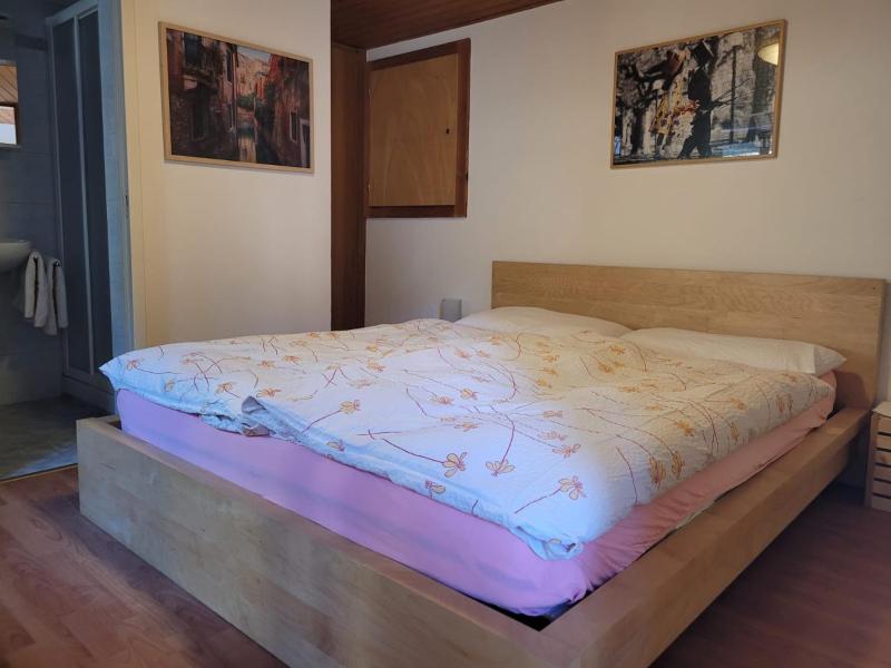 Double Room image 2