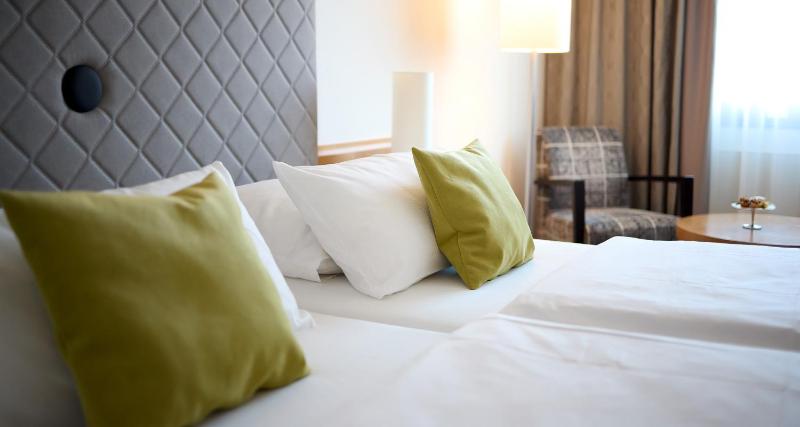 Business Double Room image 2
