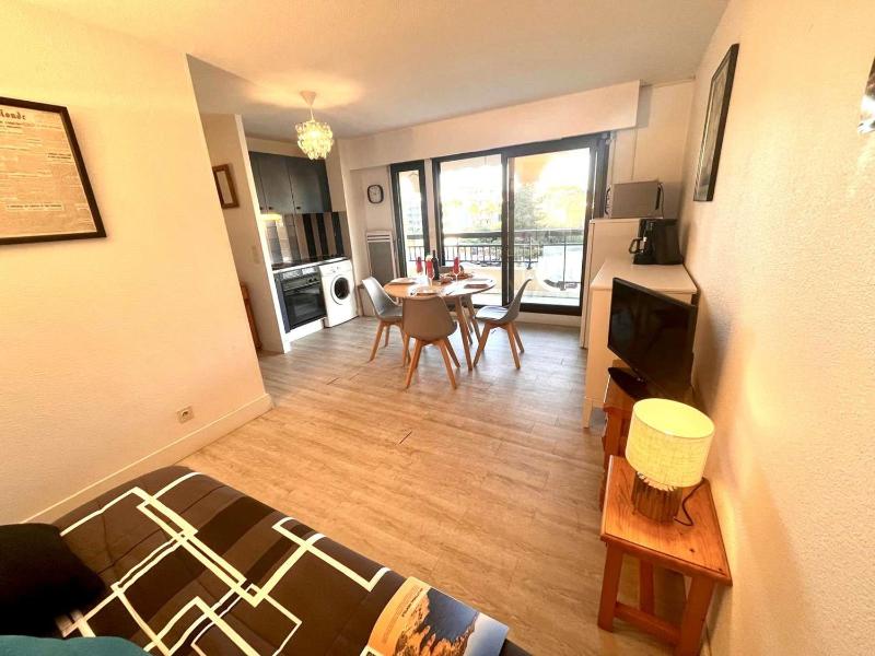 Appartement 2P 4 Couchages Terrasse et Salon de Jardin à 200m de la Plage Fréjus - FR-1-226A-22 - image 10