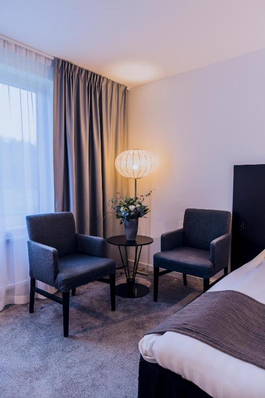 Standard Single Room image 2