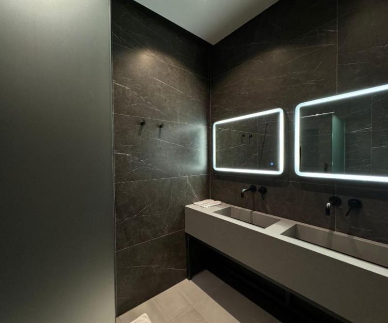 Junior Suite image 2
