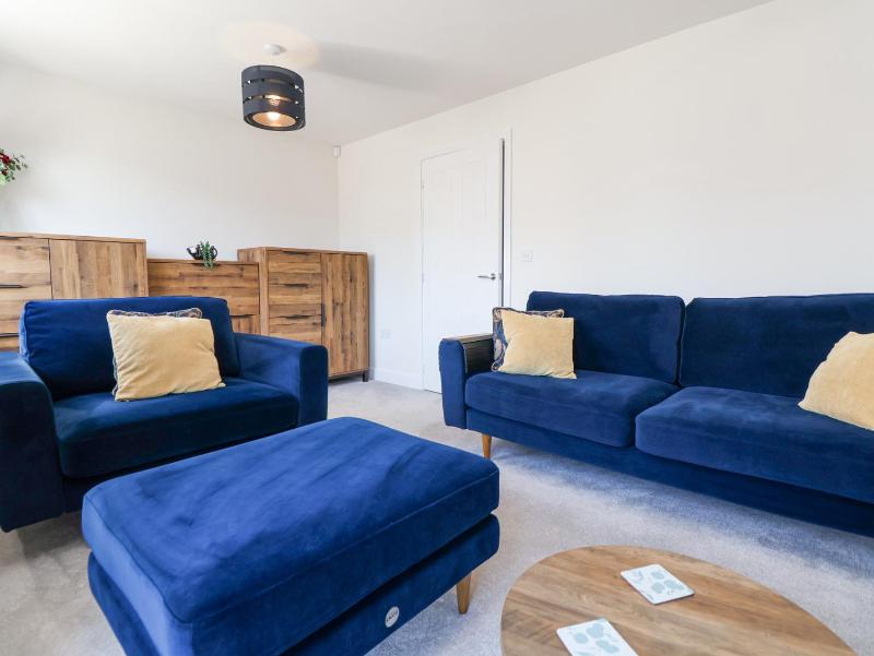 37 Devana Gardens - image 21