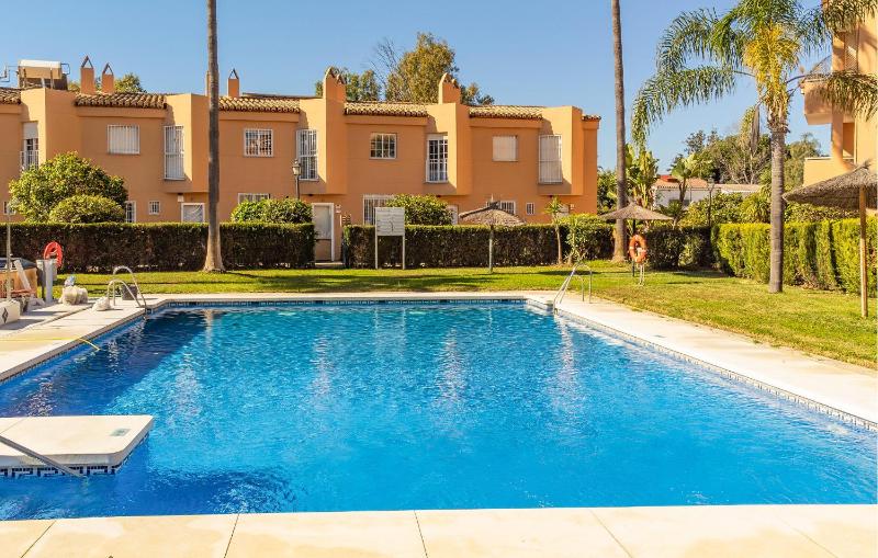 Awesome Apartment In Marbella With Wifi - image 8