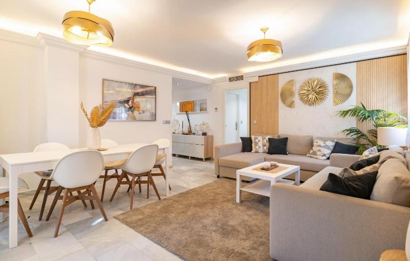 Awesome Apartment In Marbella With Wifi - image 7