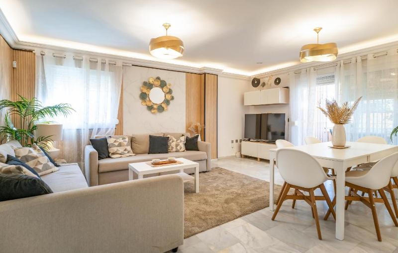 Awesome Apartment In Marbella With Wifi - image 11