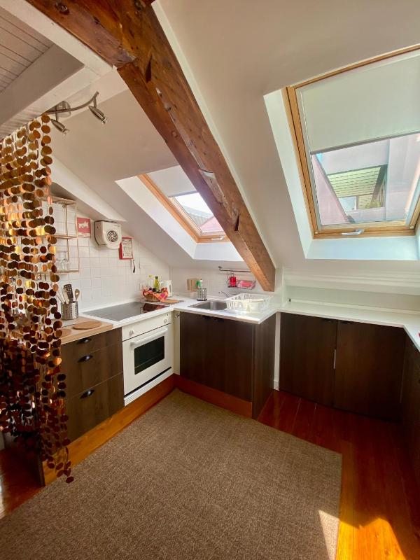 Deluxe Studio with Mezzanine image 3