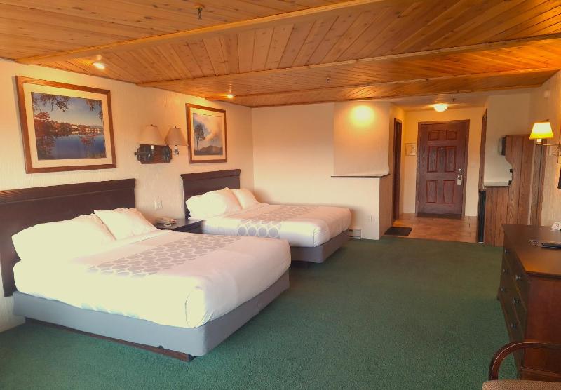 Suite with Mountain View image 1