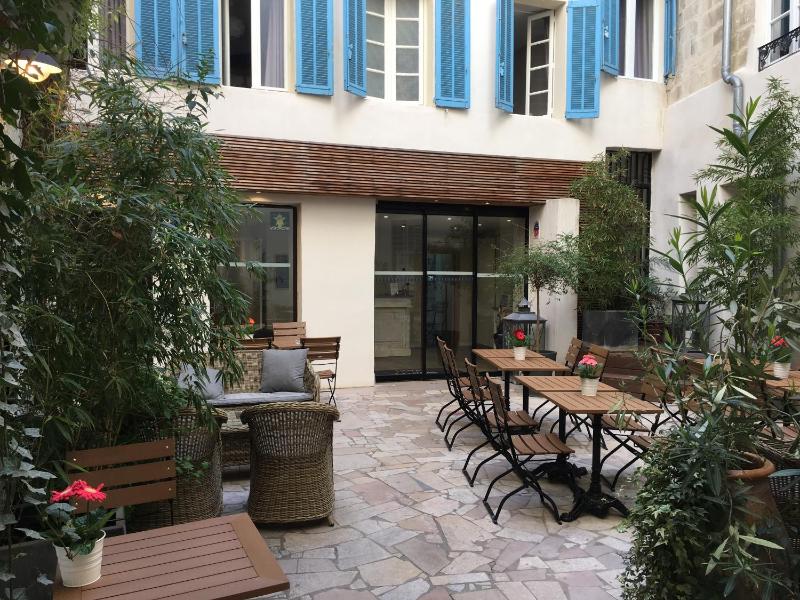Hôtel Central - image 35