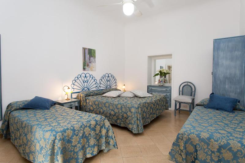 Quadruple Room image 3