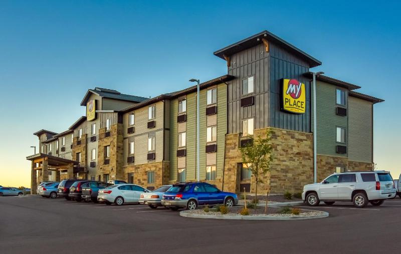 My Place Hotel Colorado Springs - image 1