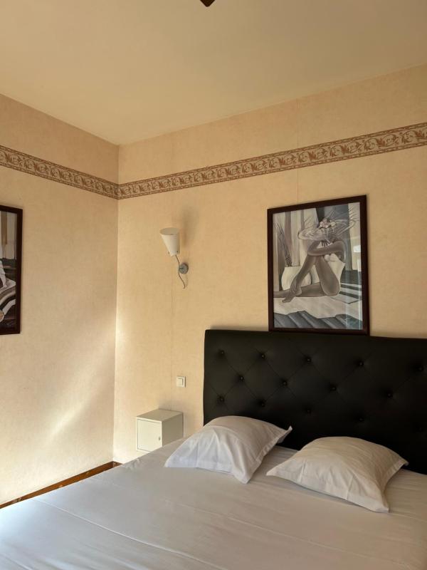Superior Double Room image 4