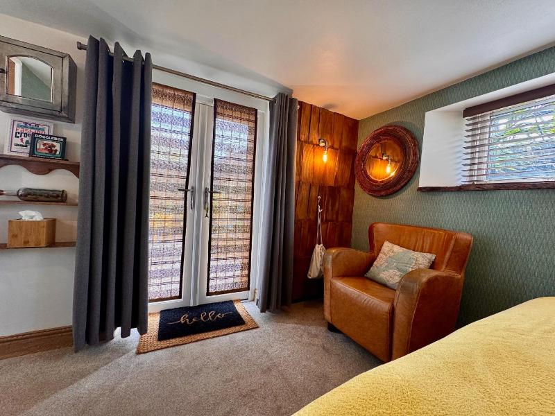 Brightham House - Exclusively for Adults - image 32