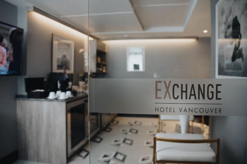 EXchange Hotel Vancouver - image 14