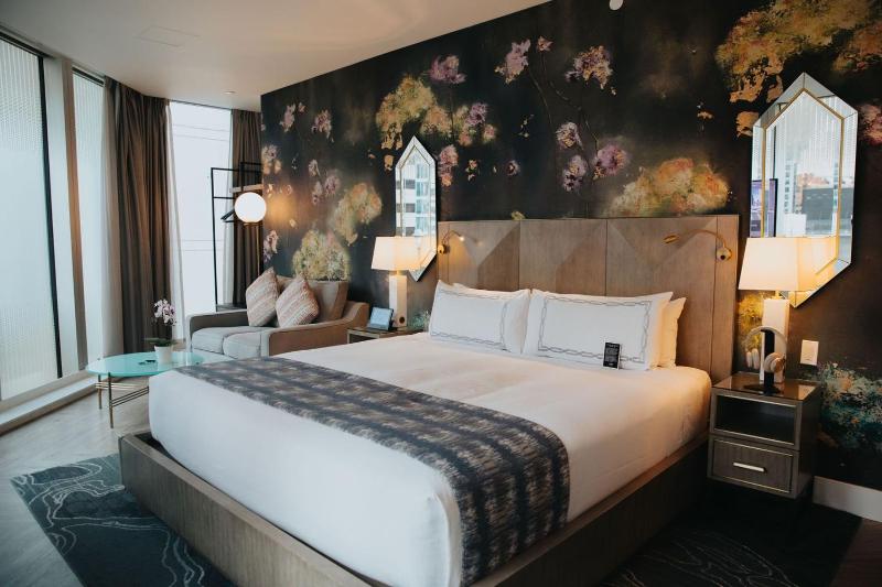 EXchange Hotel Vancouver - image 6