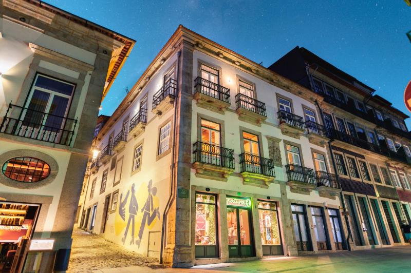 Discovery Luxury Historic House At Rua das Flores - image 9
