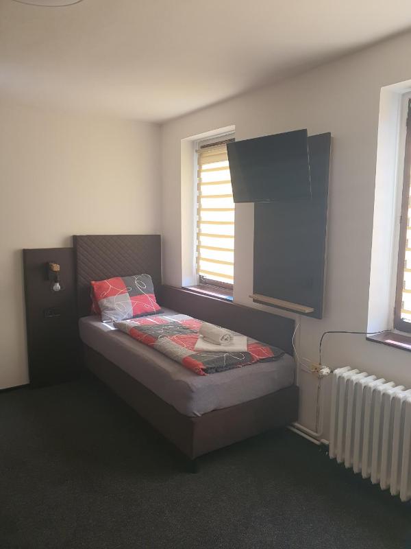 Quadruple Room with Shower image 4