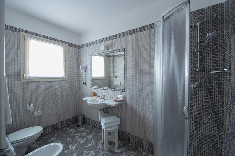 Triple Room image 4