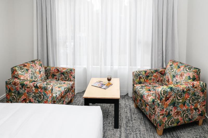 Airport Stays - image 8