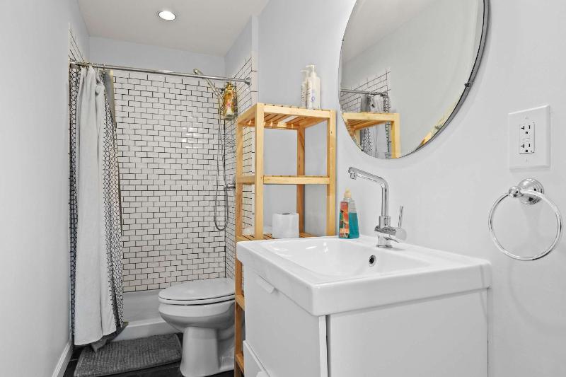 Cozy 2BR Near Bourbon Trail + Backyard Access - image 3