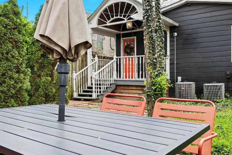 Cozy 2BR Near Bourbon Trail + Backyard Access - image 15