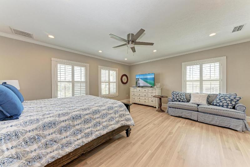 Once Upon A Time managed by Beach Retreats - image 48