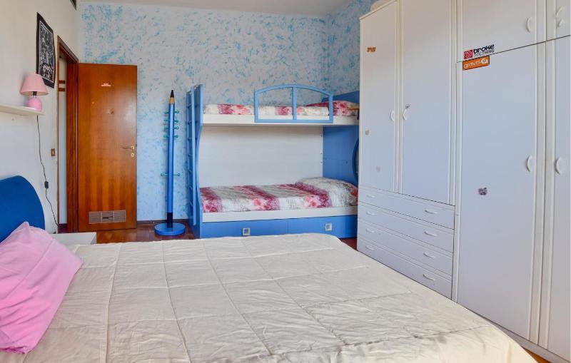 Beautiful Apartment In Viareggio - image 3