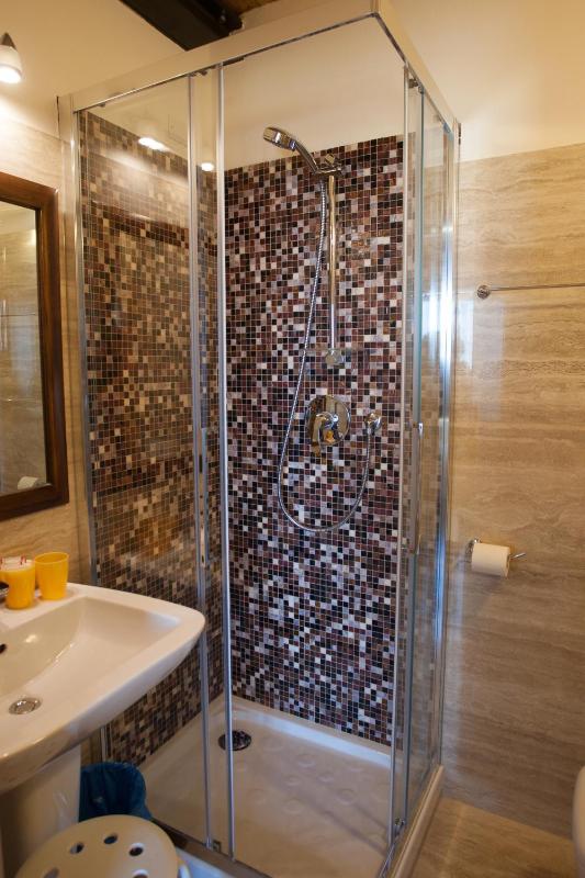 Standard Double Room with Sea View image 4