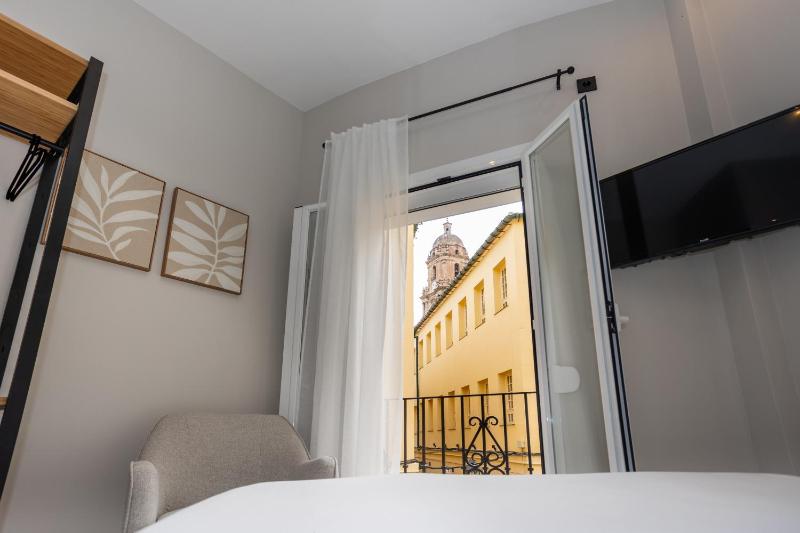 Superior Double Room image 1
