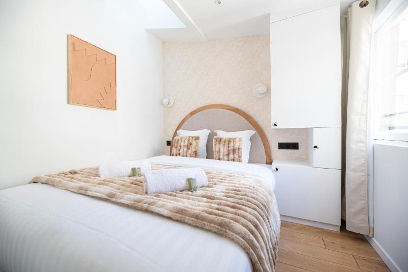 Deluxe Apartment image 3