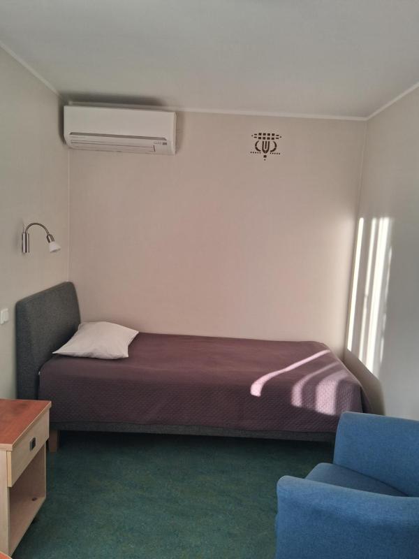 Single Room image 1