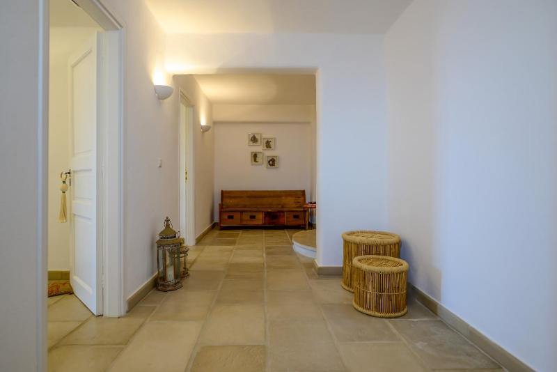 Soho Villa in Paros - image 26