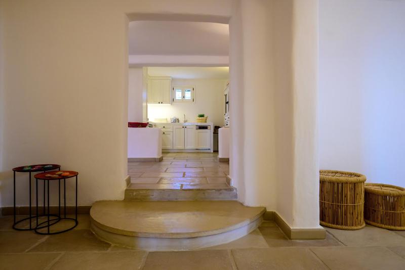 Soho Villa in Paros - image 38