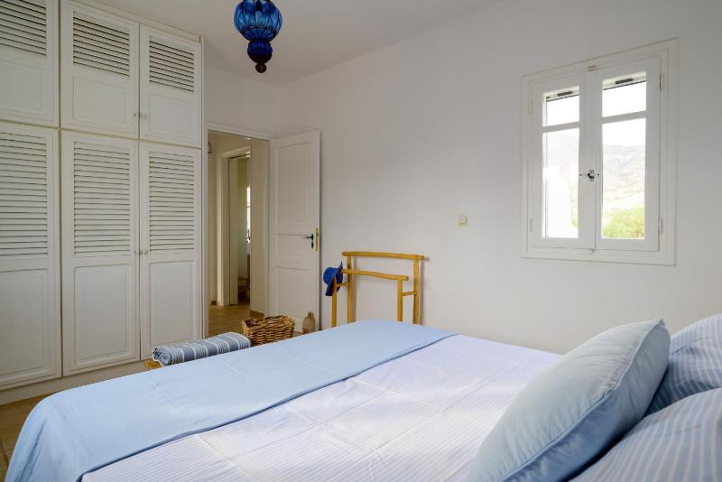 Soho Villa in Paros - image 14
