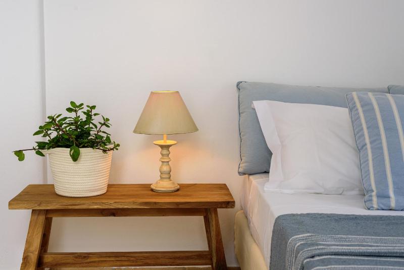 Soho Villa in Paros - image 16