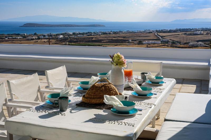 Soho Villa in Paros - image 33