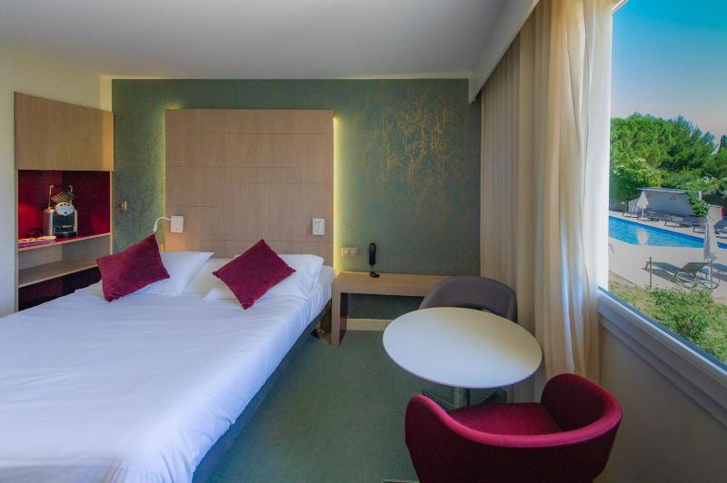 Superior Double Room image 1