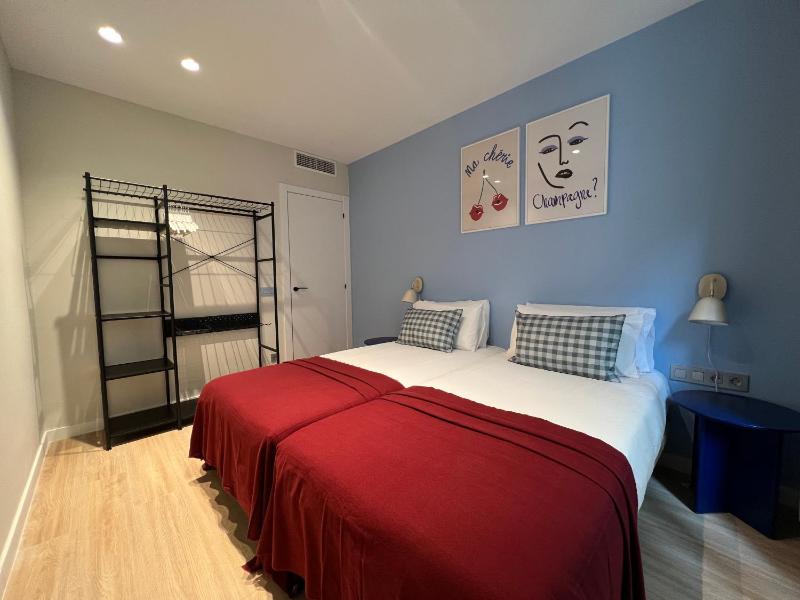 Stay Unique Apartment Muntaner - image 7