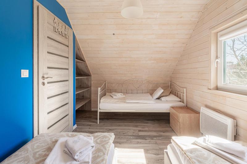 FLAUTA Całoroczne domki z prywatną balią sauną i jacuzzi - image 11