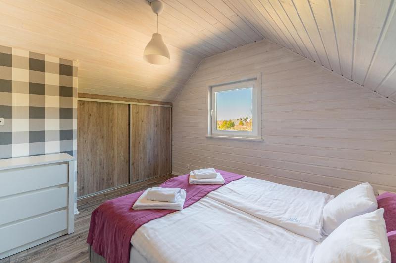 FLAUTA Całoroczne domki z prywatną balią sauną i jacuzzi - image 40