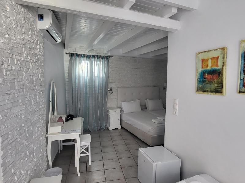 Triple Room image 1