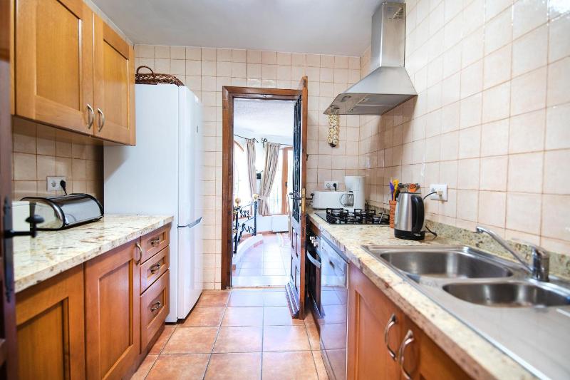 Villa Leones 4 - total privacy - by Holiday Rentals Villamar - image 5