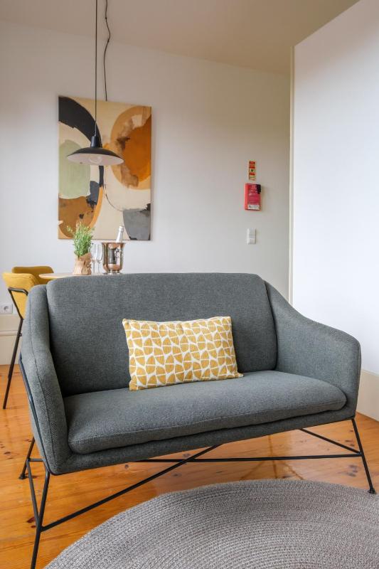 Cedofeita Sunshine Luxury Apartment Downtown Porto - image 12