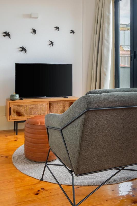Cedofeita Sunshine Luxury Apartment Downtown Porto - image 11